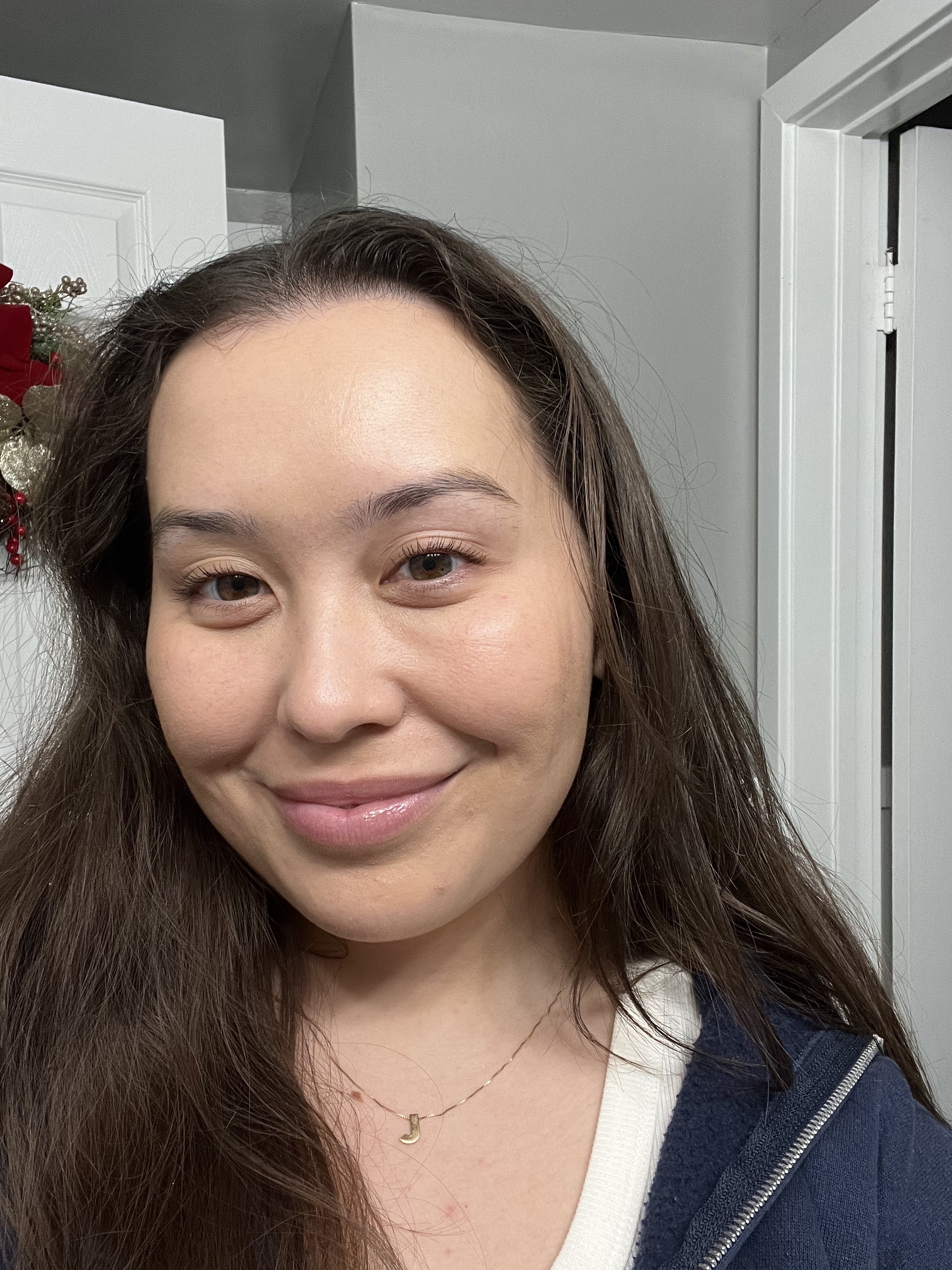 Catharine Malzahn testing Benefit Cosmetics 24-Hr Brow Setter