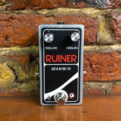 Devi Ever pedals