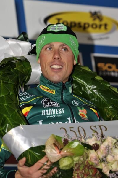 Sven Nys reclaimed his place atop the Superprestige standings