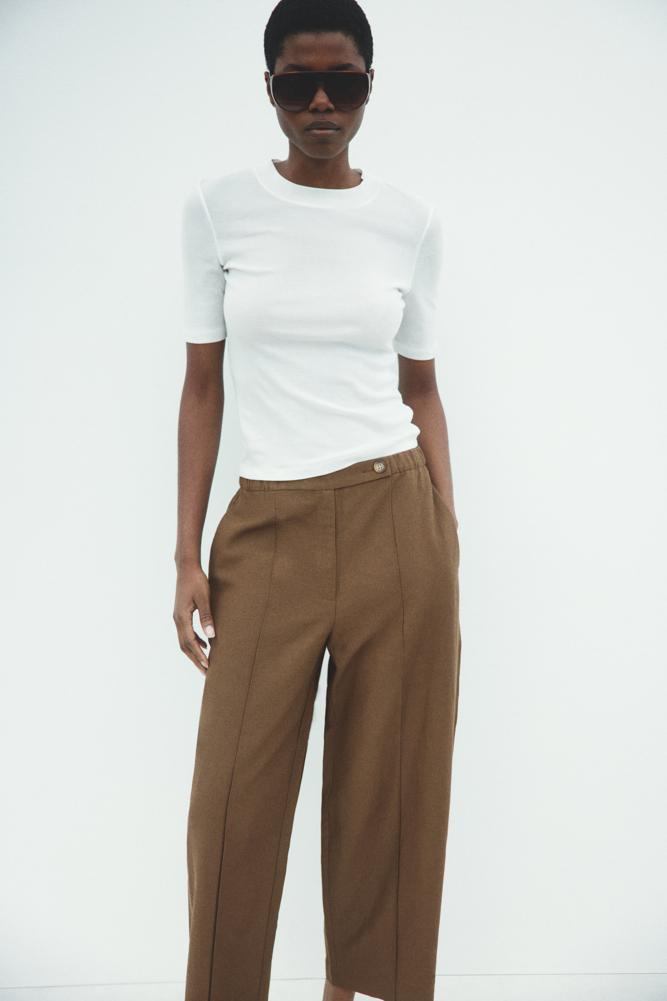 Linen-Blend Barrel Trousers