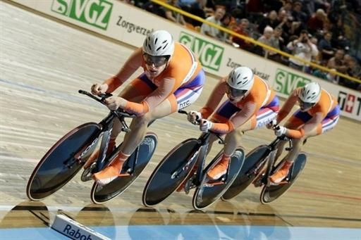 The Dutch team of Ellen van Dijk, Kirsten Wild and Vera Koedooder compete during the team pursuit