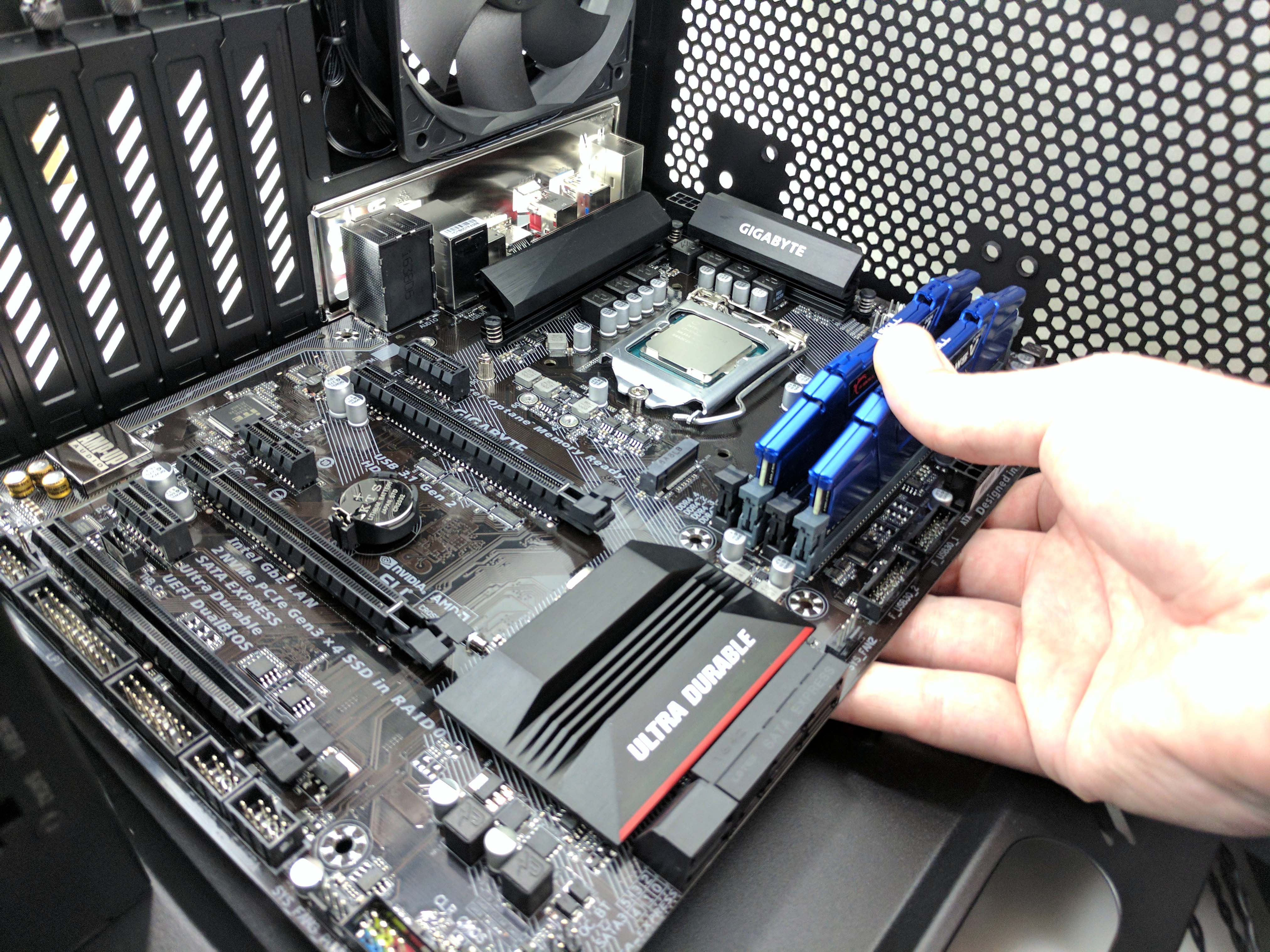 How To Build A 2,000 Custom Gaming PC Tom's Hardware
