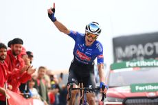 Jay Vine at the Vuelta Espana 2022
