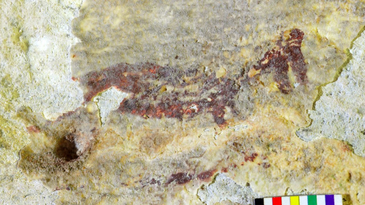 Here, a possible therianthrope showing a human-like figure with a bird head.