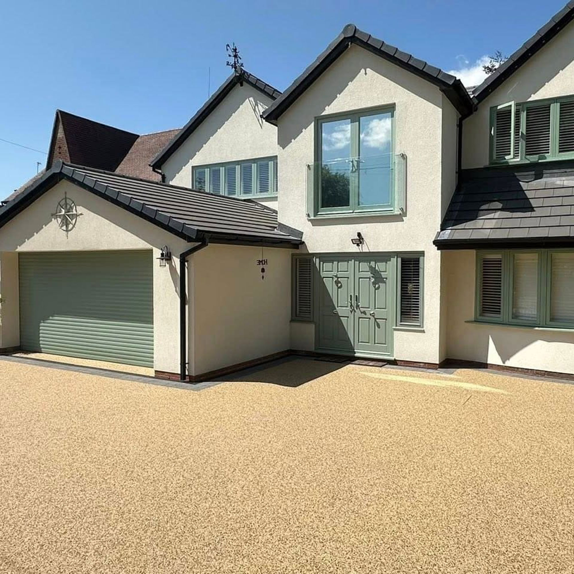 buff resin-bound driveway