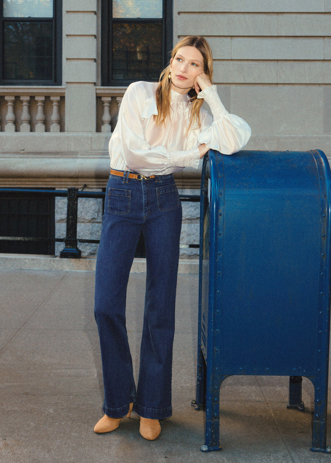 High-Waist Flared Jeans