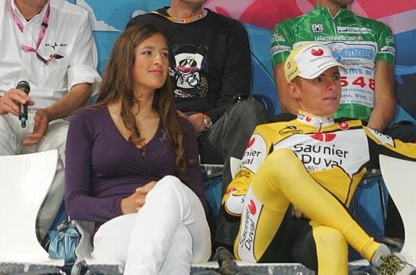 Riccardo Ricco' passed through his hometown, and was met by his girlfriend at the finish.