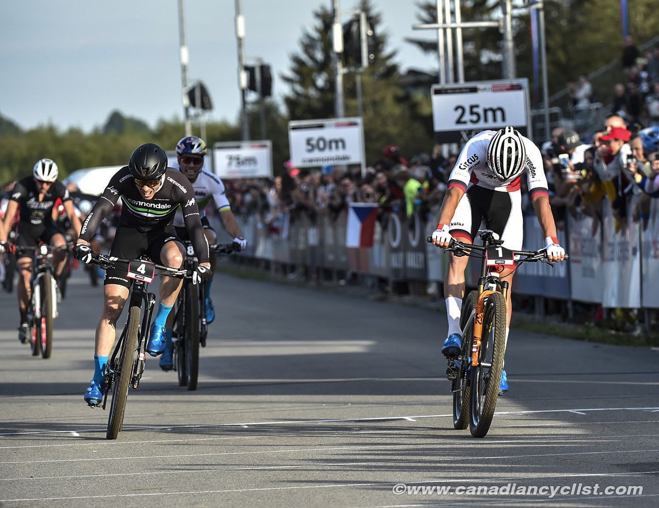 Mathieu van der Poel (Corendon-Circus) takes the win ahead of Maxime Marotte (Cannondale Factory Racing)
