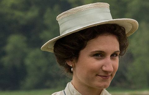 Howards End’s Bessie Carter, daughter of Downton Abbey star Jim Carter ...