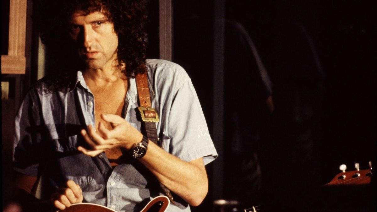 Brian May with guitar