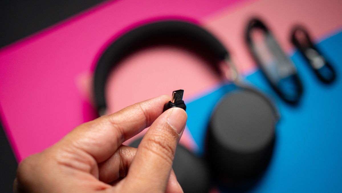 Jabra Evolve3 85 review on Android Central