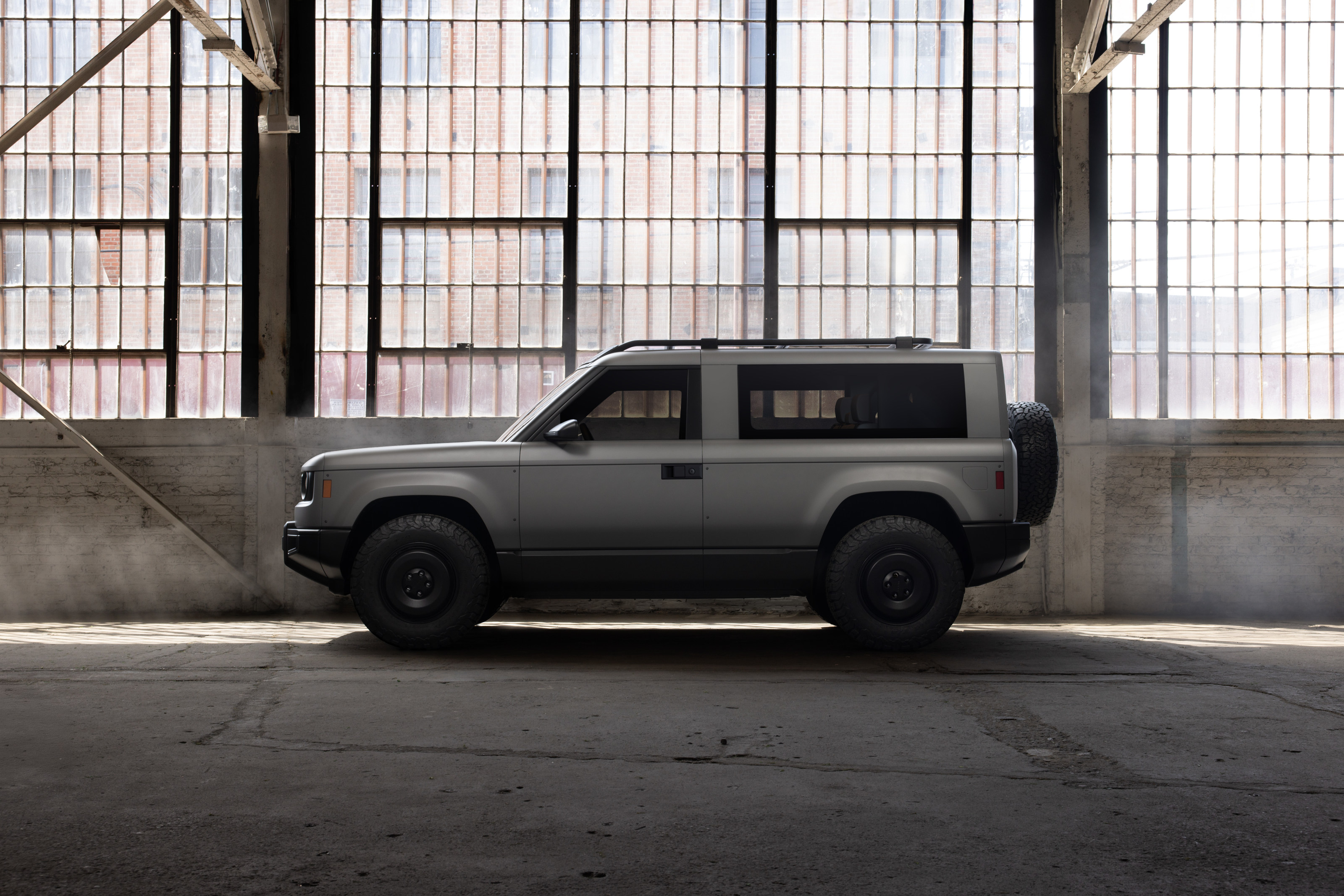 Slate can also be a well-proportioned and simple SUV