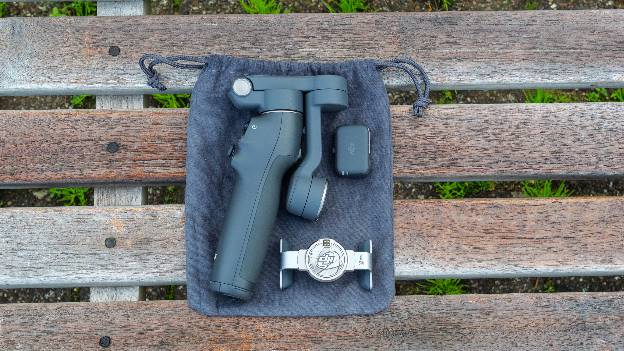 DJI Osmo Mobile 8 smartphone stabilizer