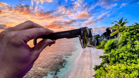 Image of the ASUS AirVision M1 AR glasses.