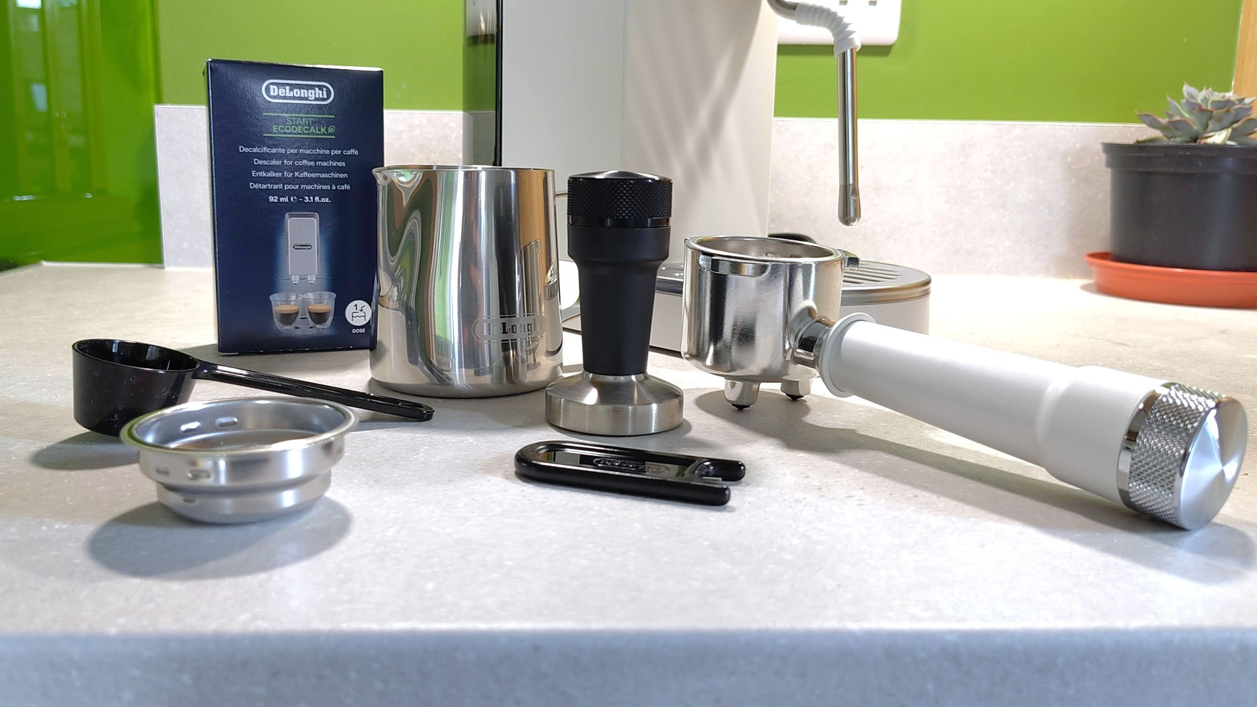 DeLonghi Dedica Duo coffee machine