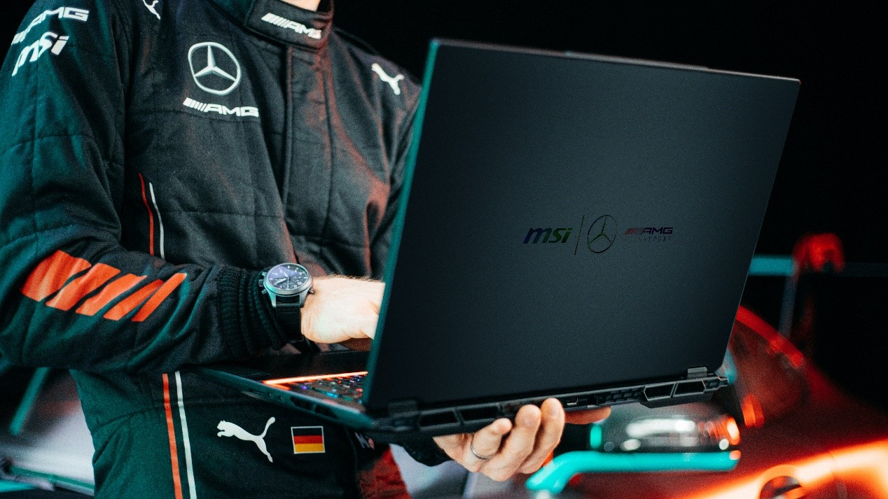 MSI Stealth 18 Mercedes-AMG Motorsport