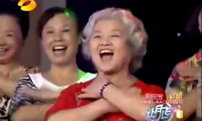 A Chinese choir tries to out-Gaga Lady Gaga with their own family friendly rendition of "Bad Romance" performed on Hunan TV.