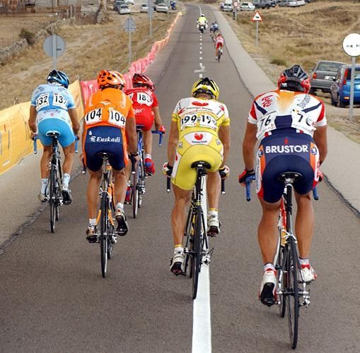 Gert Steegmans (Davitamon-Lotto) bringing up the rear