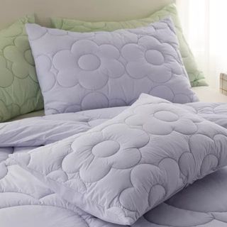 Modern puff style floral design bedding in lavender colorway