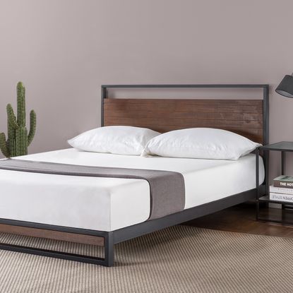 Walmart furniture: Zinus Suzanne Metal and Wood Platform Bed with Headboard