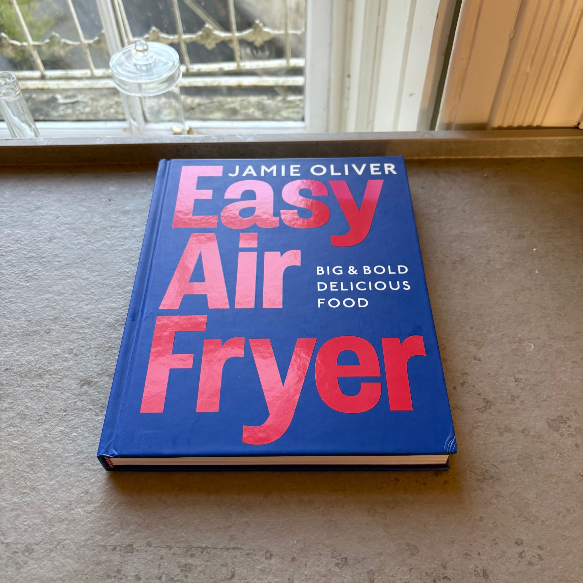 Jamie Oliver Easy Air Fryer Cookbook