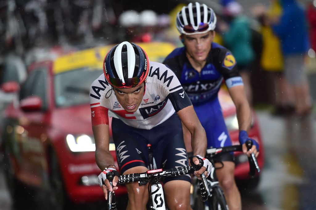 Jarlinson Pantano (IAM Cycling) leads Julian Alaphilippe on the Joux Plane