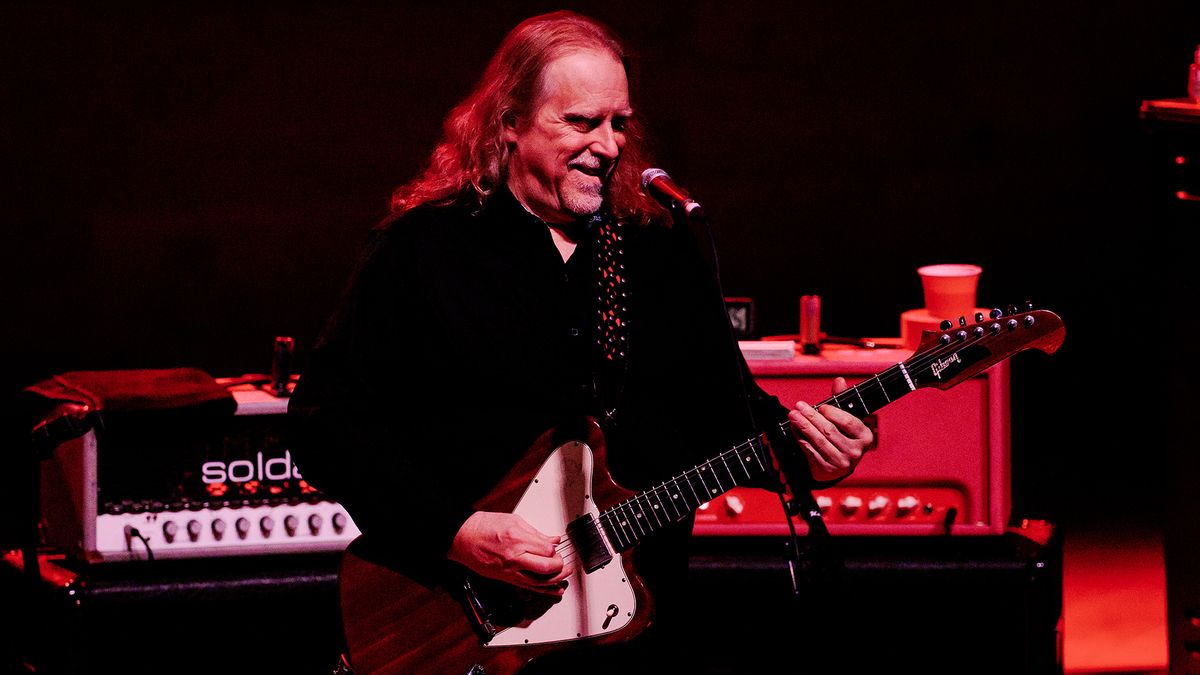 Warren Haynes of Gov&#039;t Mule performs at Teatro Dal Verme on November 20, 2023 in Milan, Italy