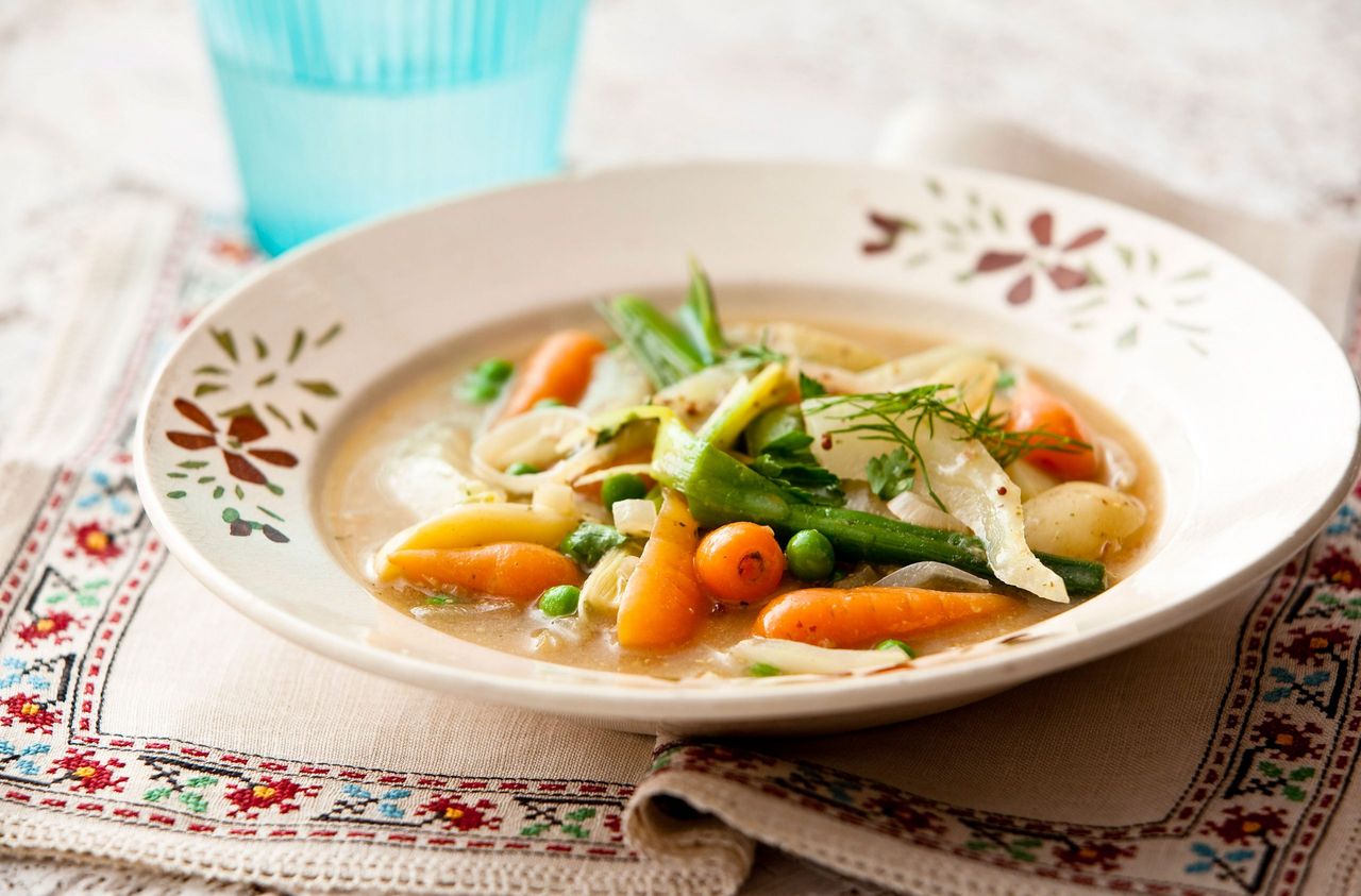 Vegetable and pearl barley stew