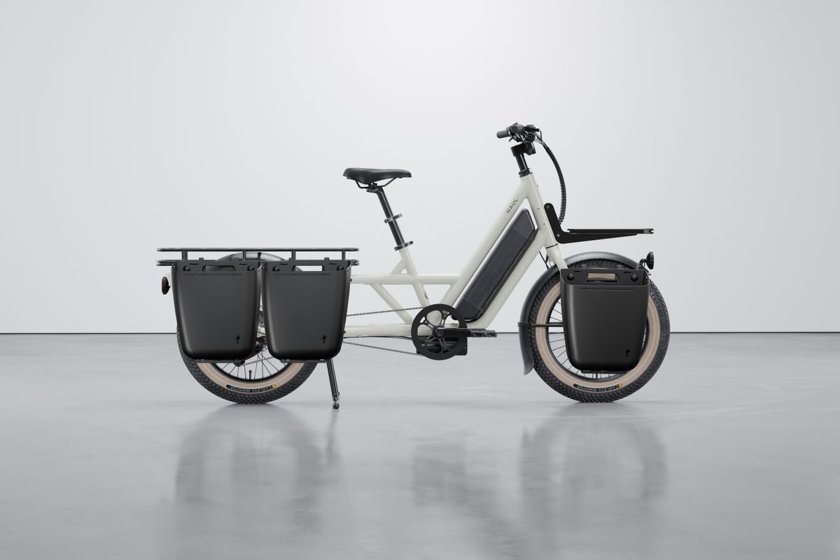 Globe cargo LT