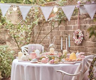 Easter outdoor table decor