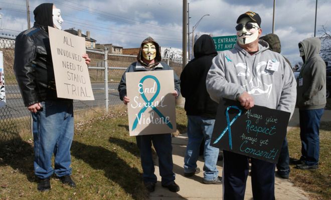 Steubenville protesters