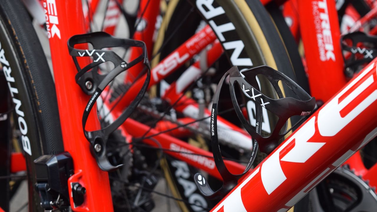 Lightweight carbon Bontrager XXX bottle cages