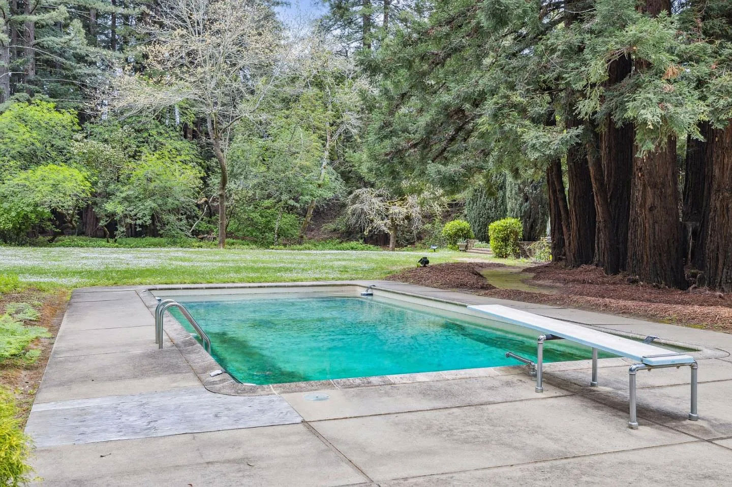 Mountain Meadow estate