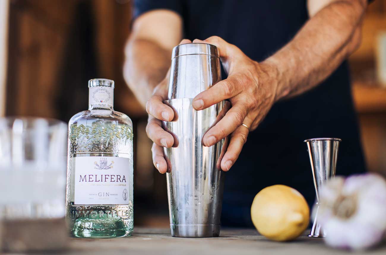 Melifera Gin cocktail shaker