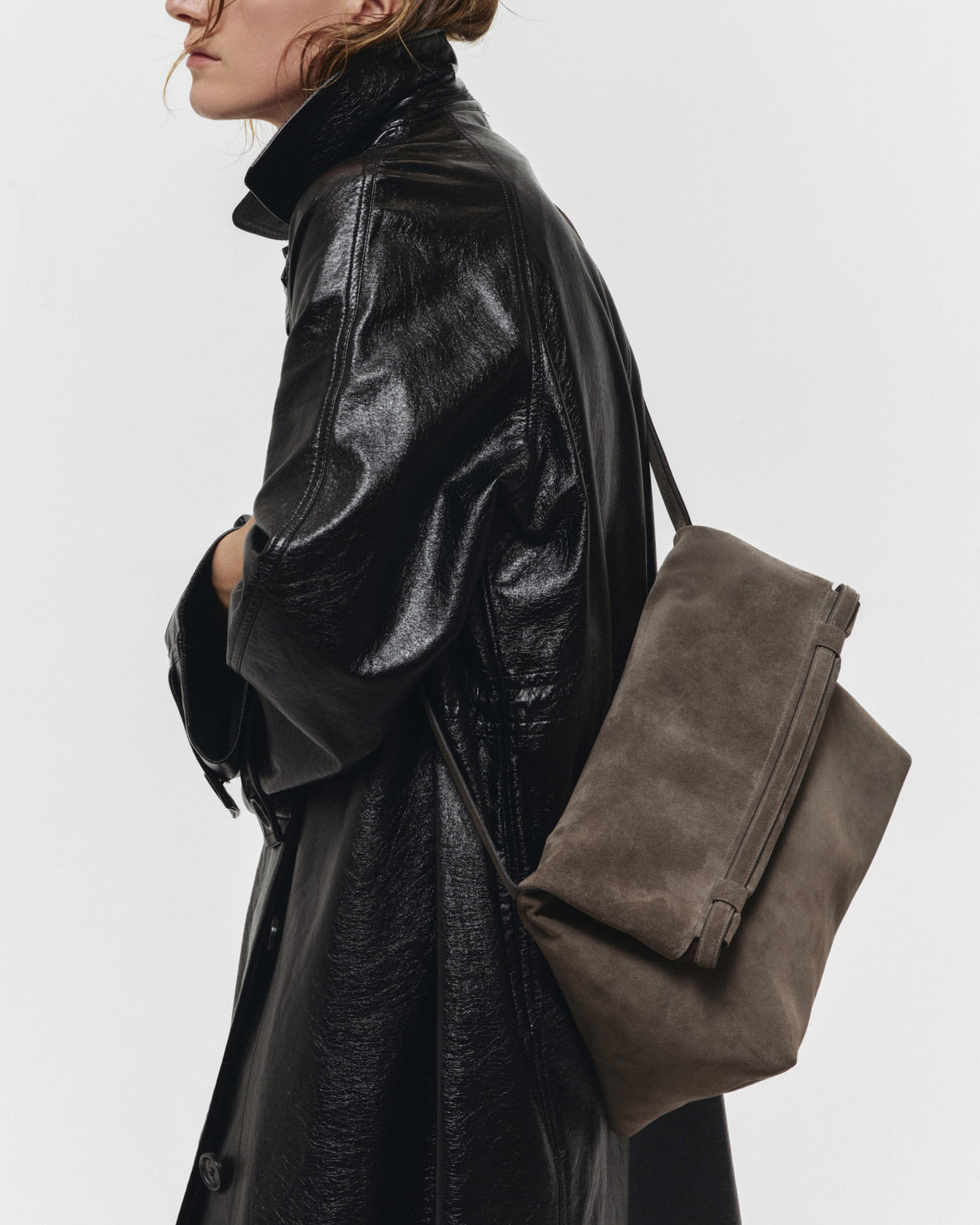 Person holding a Janessa Leon&amp;eacute; handbag.