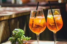 Aperol spritz cocktails.