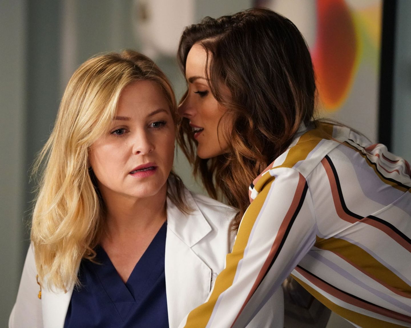 Jessica Capshaw Interview About Grey's Anatomy Season 14 | Marie Claire