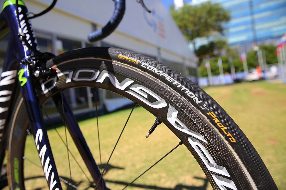Jasha S&uuml;tterlin's Canyon with Campagnolo wheels and Continental Competition tyres