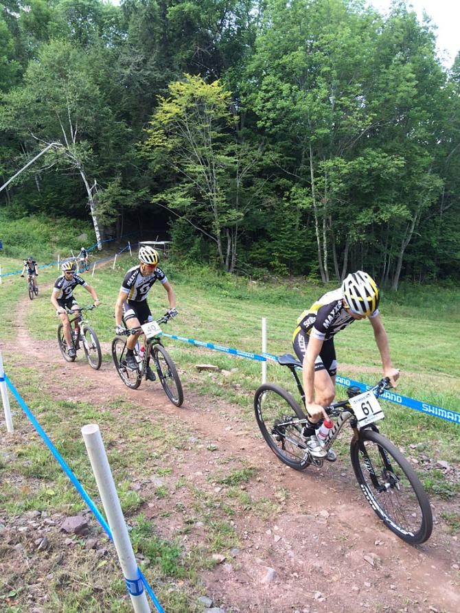 Marcel Wildhaber (Scott Odlo) leads his teammates during training