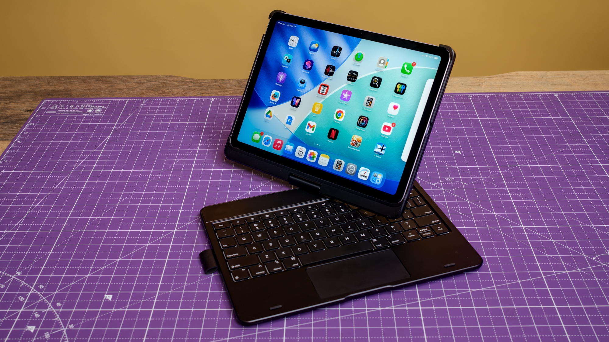 Typecase iPad Air M4 Keyboard Case