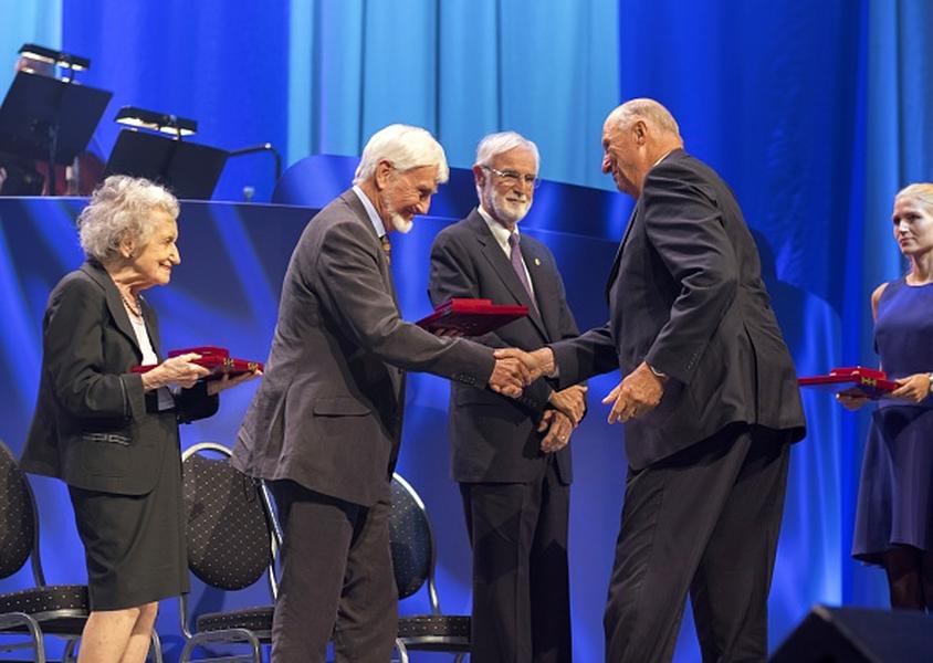 3 scientists win Nobel Prize for discovering brain's 'inner GPS'