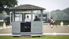 How to become a dressage judge