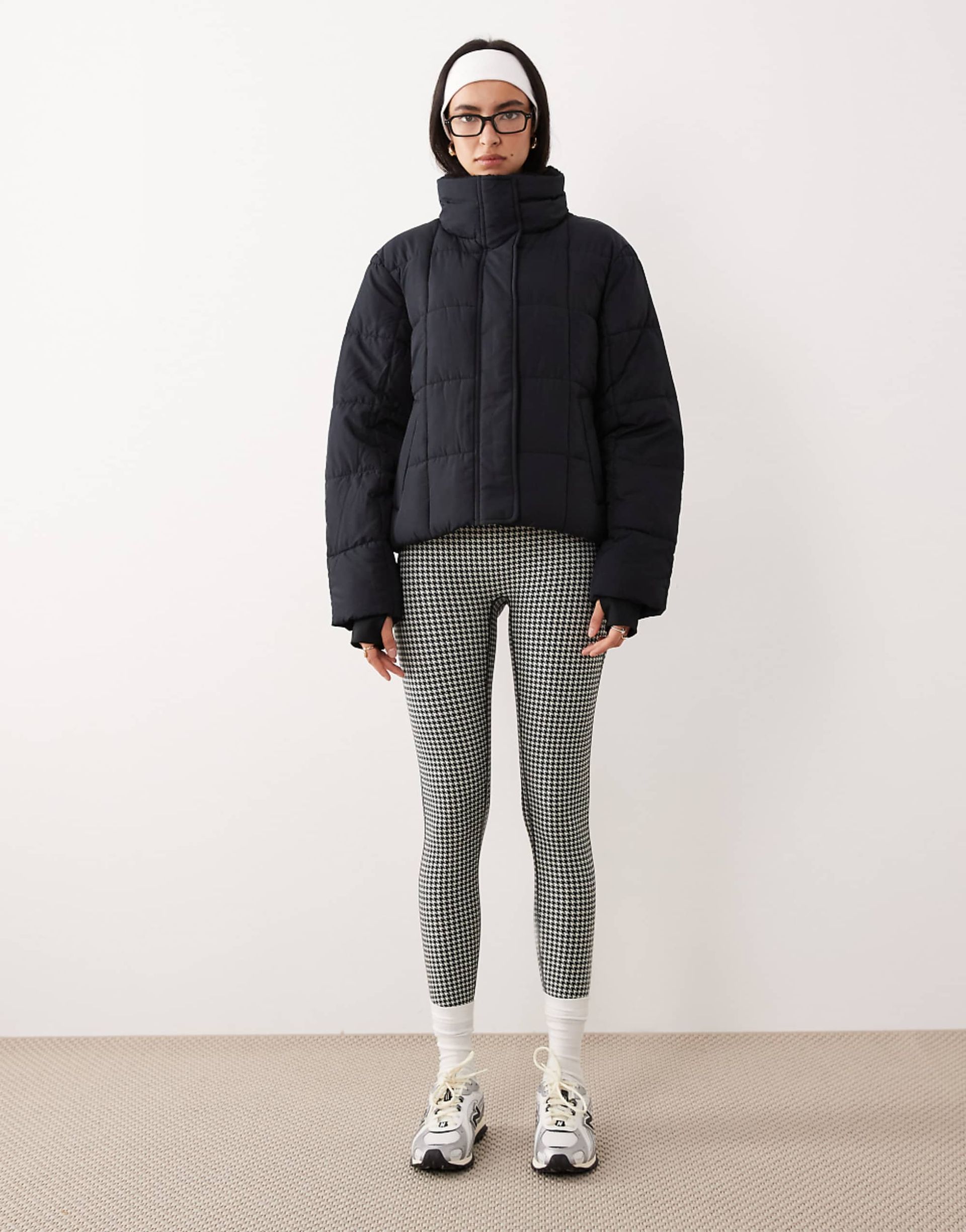 Abercrombie & Fitch Ypb Cropped High Neck Puffer Jacket in Black