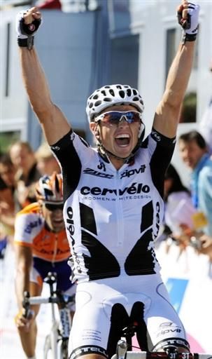 Simon Gerrans (Cervelo TestTeam) wins the GP Ouest France