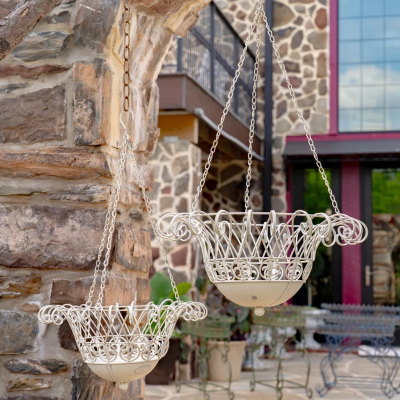 Metal Hanging Basket Planters "Stephania"