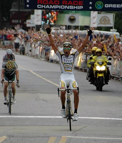 George Hincapie (Columbia-HTC) wins his third USPro road race championship.