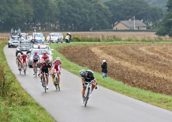 Jakob Fuglsang (Leopard Trek) goes on the attack