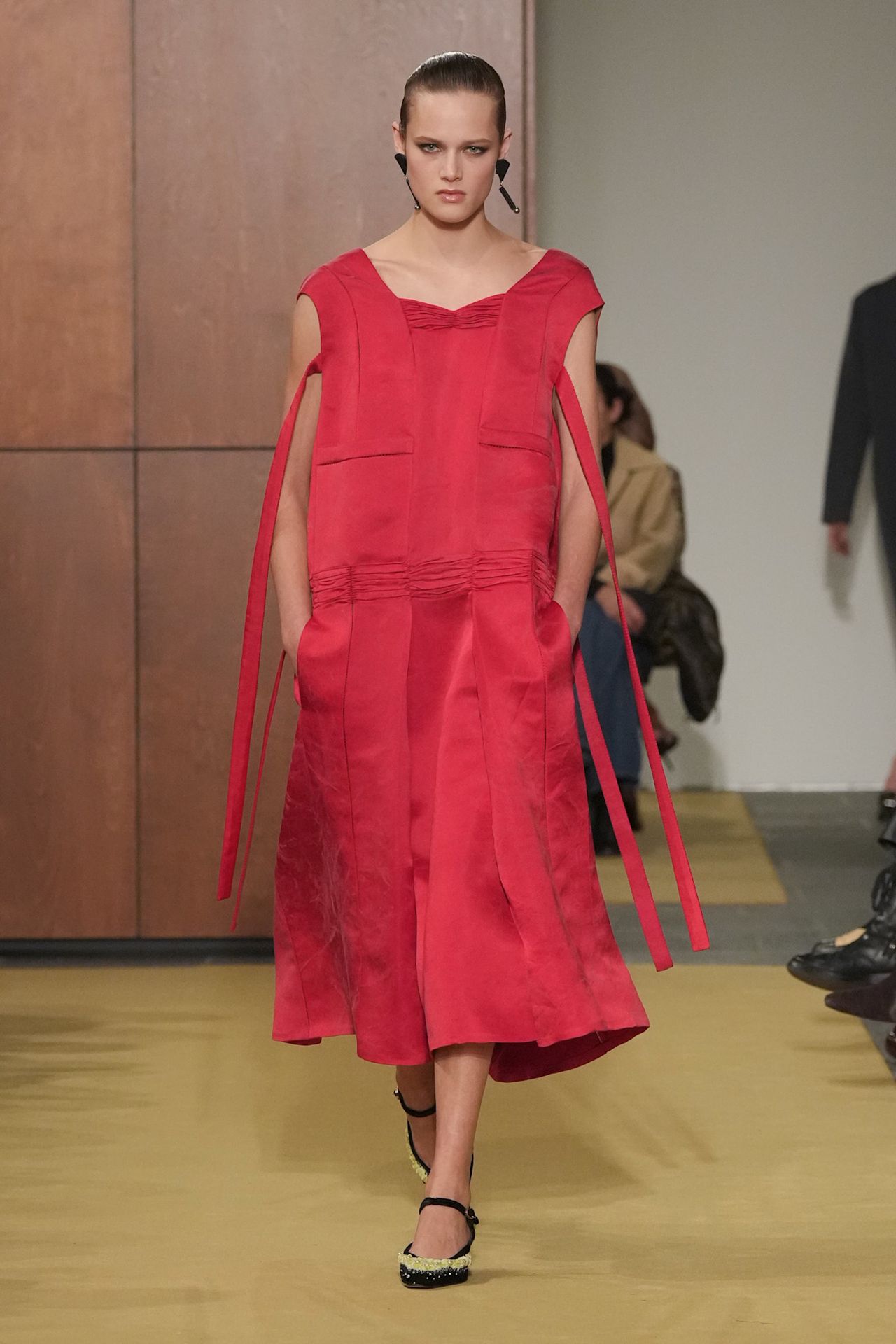 models on the Fall 2026 Tory Burch fashion show runway