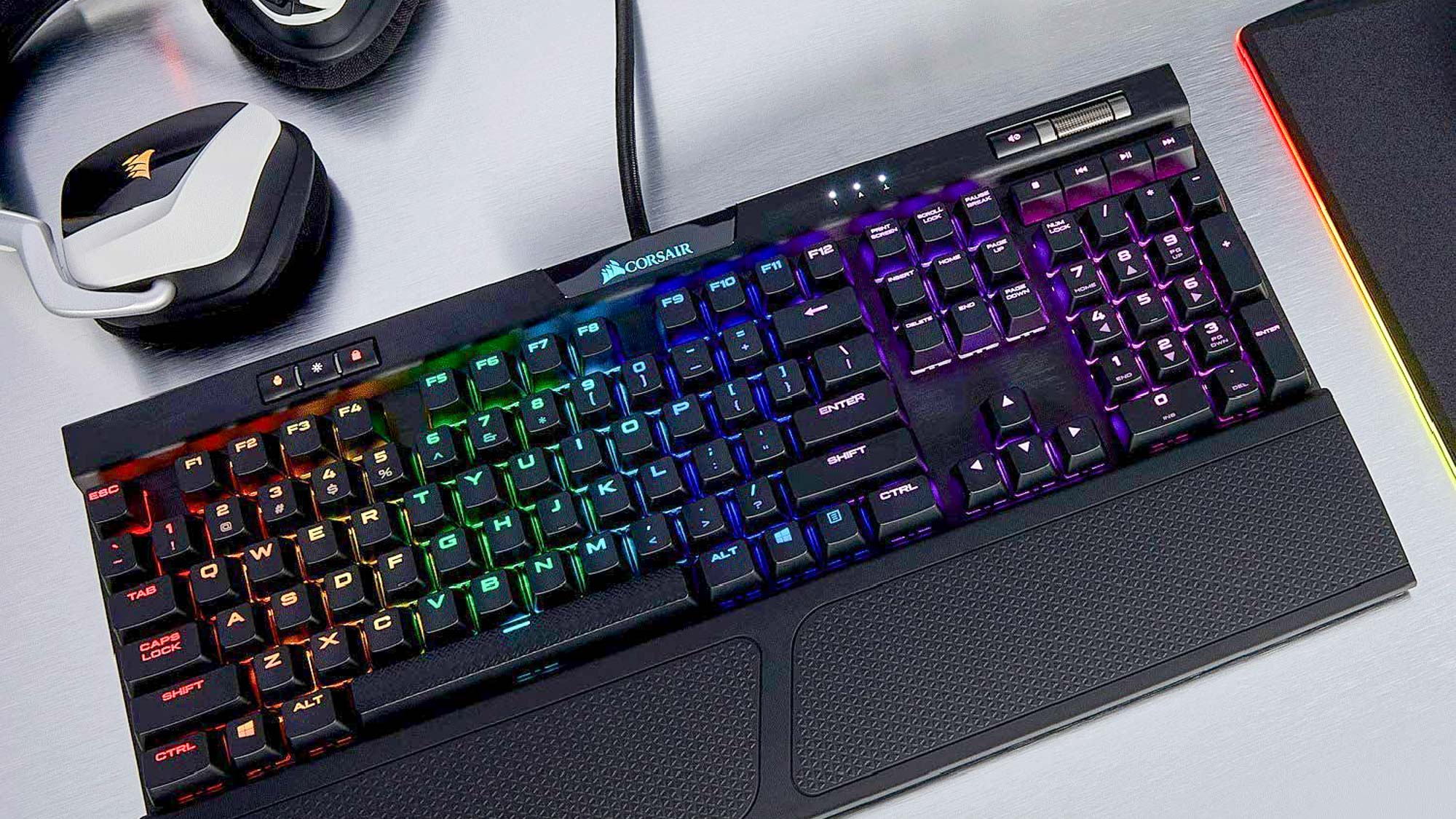 best clicky gaming keyboard