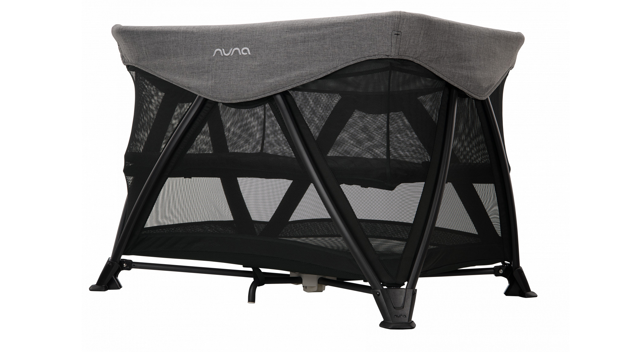 Nuna travel cot